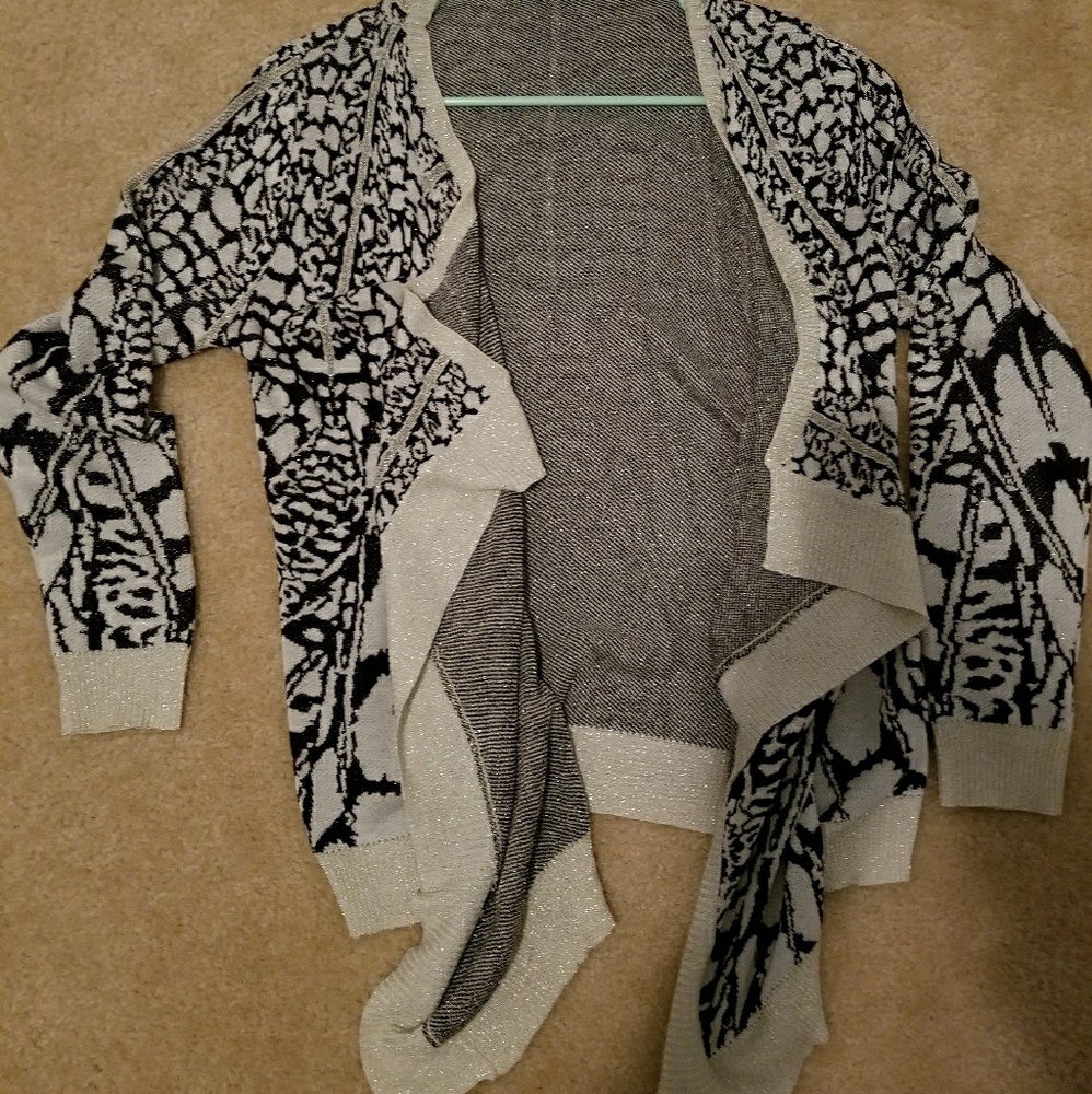 Cardigan with mosaic cream black and gold